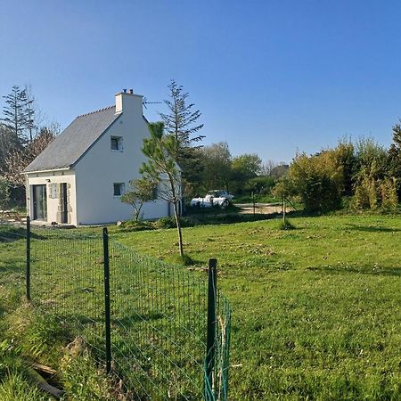 Maison De Vacances: Seaside Retreat with Private Garden Plouhinec  Exterior photo