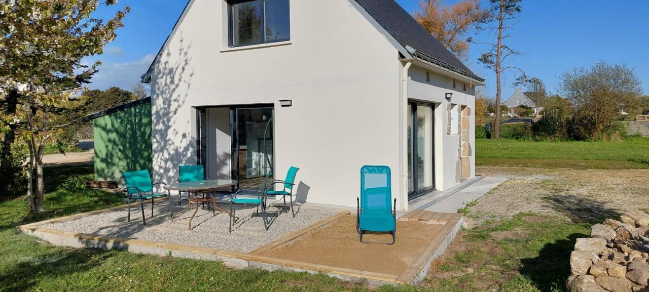 Maison De Vacances: Seaside Retreat with Private Garden Plouhinec  Exterior photo
